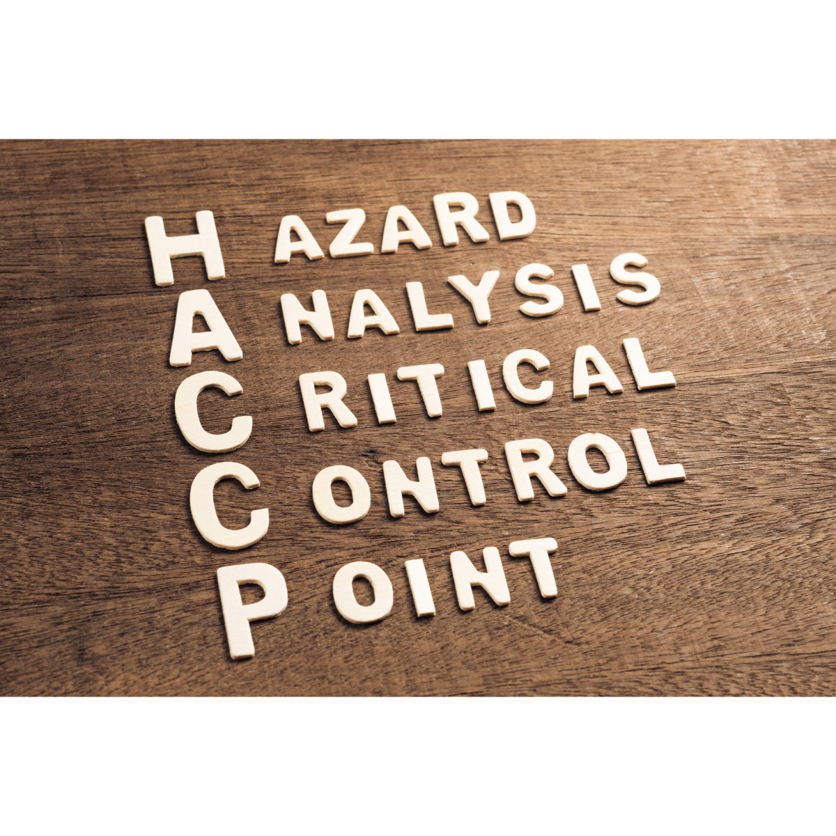 La Sicurezza in Cucina: HACCP e l'Uso dei Taglieri in Legno - InCut